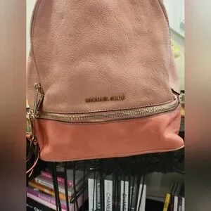 MICHAEL KORS RHEA ZIP MEDIUM BACKPACK PINK VENUS LEATHER ?MICHAEL KORS RHEA ZIP MEDIUM BACKPACK PINK VENUS LEATHER  main image 3